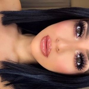 Meet your Posher, Candy